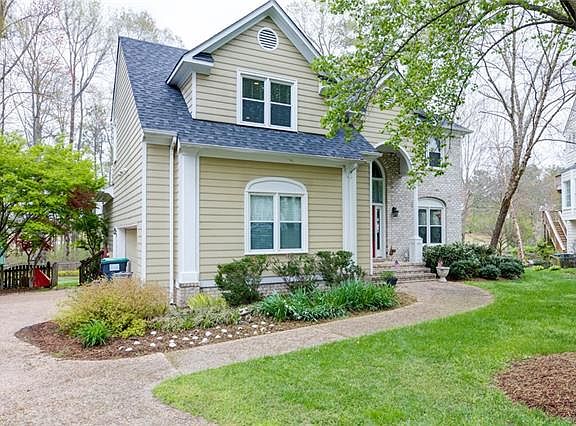 2nd image of 6128 Amershire Way