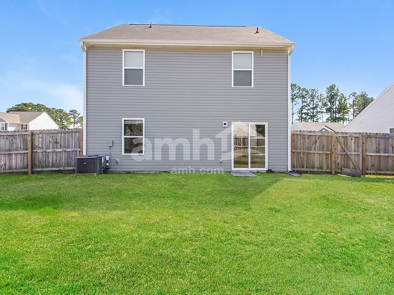 1351 John Swann St — Photo 17
