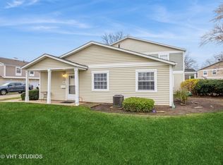 593 Lotus Ct #113A, Wheeling, IL