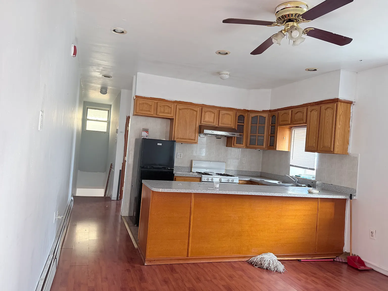 2215 S 8th St — Photo 1