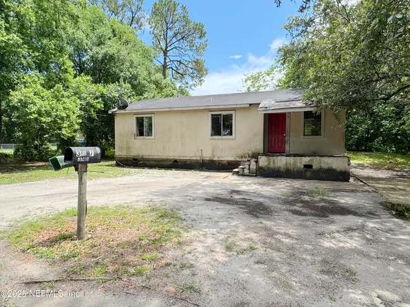 307 LAKE Street, Palatka, FL 32177