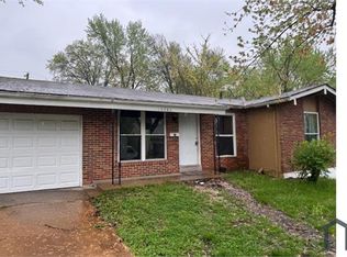 10348 Royal Dr, Saint Louis, MO 63136