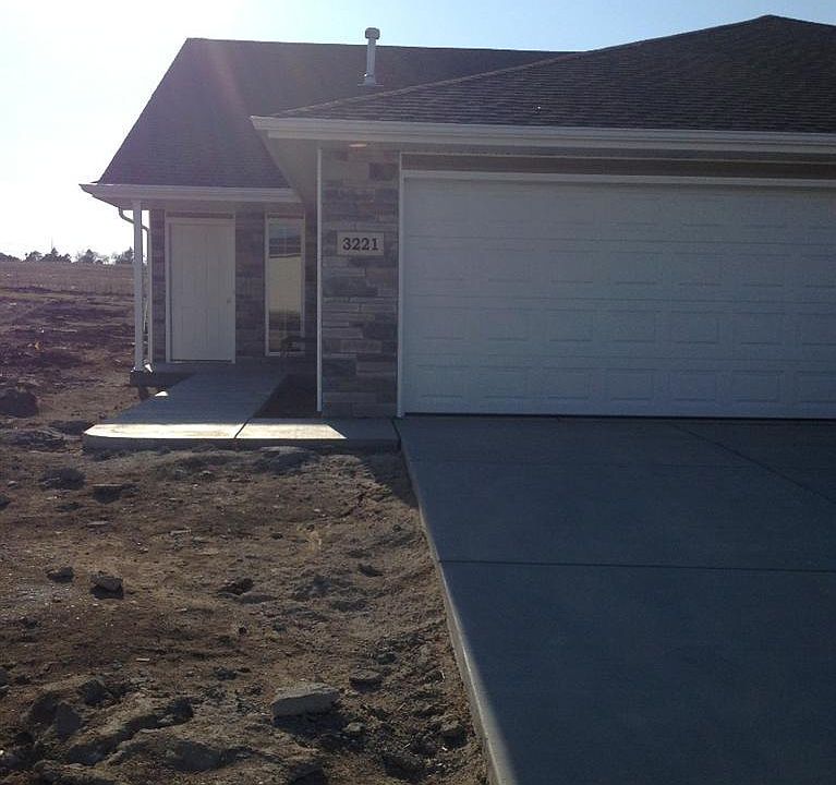 1st image of 6561 S 59th St