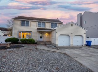 3147 Sterling St, Toms River, NJ