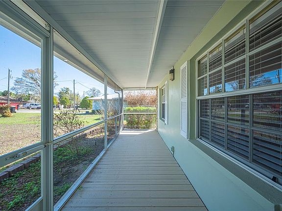 5th image of 3646 Wayne Rd