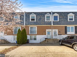 10106 Calera Rd, Philadelphia, PA 19114