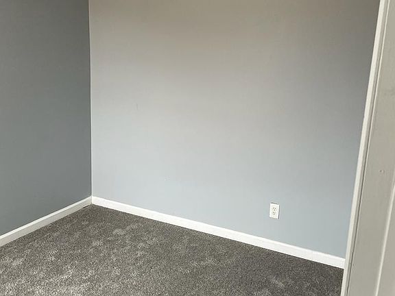 3rd image of 3559 Saint Clair St #3561