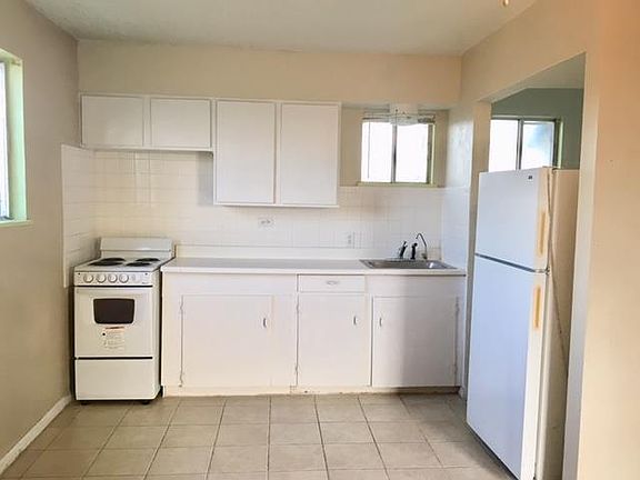 4th image of 2030 Cat Tail Ln Unit 4