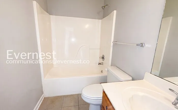 5669 Kaitlyn Dr W — Photo 19