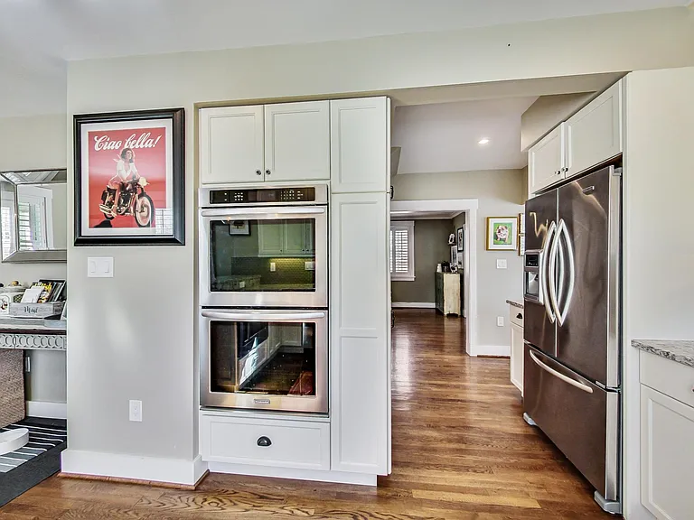 5130 Bradley Blvd — Photo 9