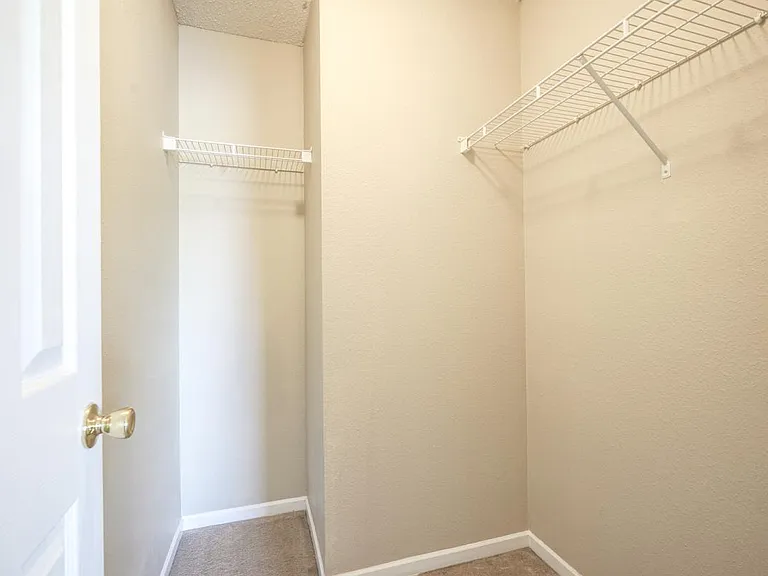 10155 Holly Berry Cir — Photo 21
