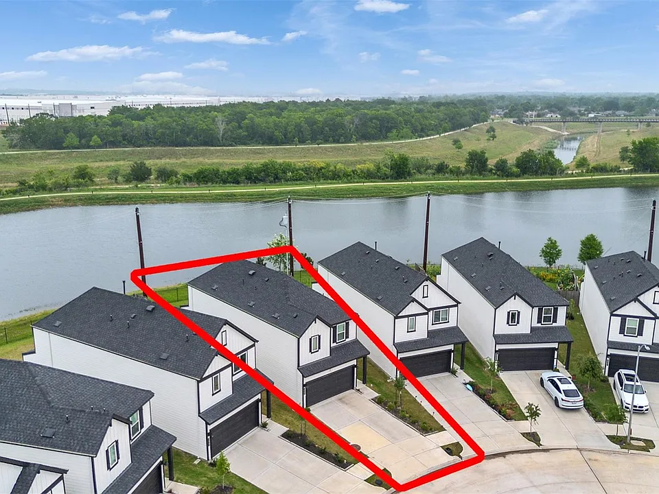 12304 Churchill Downs Dr