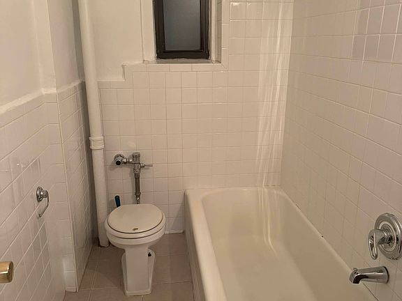5th image of 86-10 Elmhurst Ave #2E