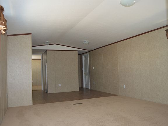 4th image of 2609 W Southern Ave Lot 443