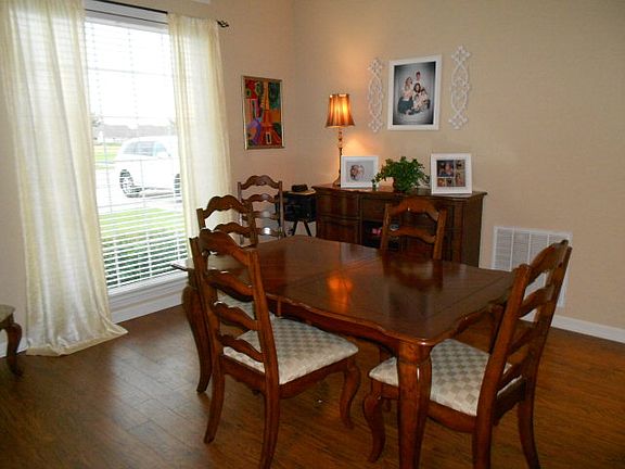 2nd image of 507 Woodland View Dr