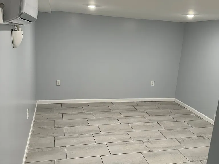 288 W 2nd Ave #1AB — Photo 2