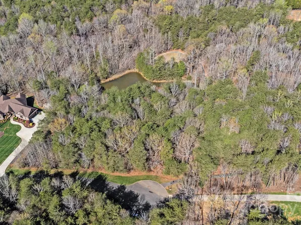 143 Chersonese Ct #53, New London, NC 28127