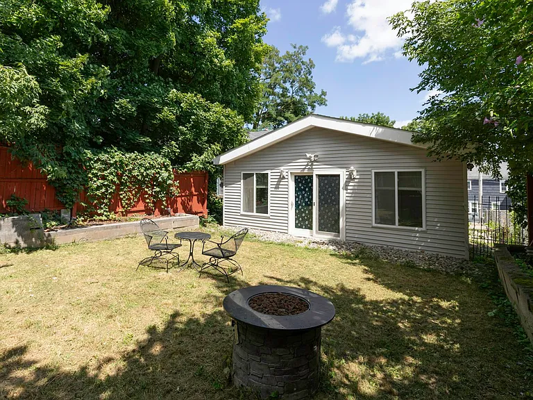 817 Winton St #1 — Photo 29