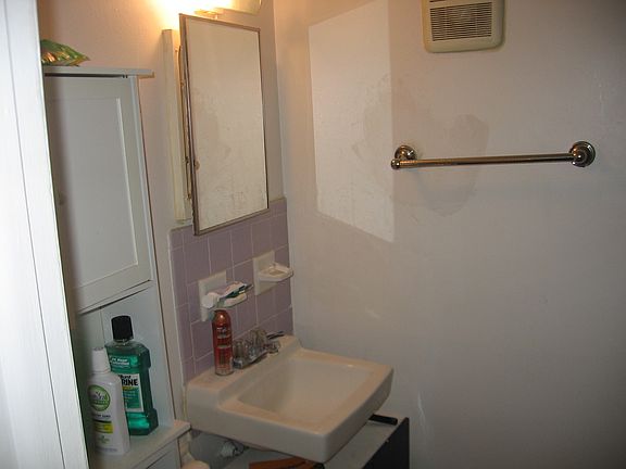 3rd image of 272 Greenough St #B