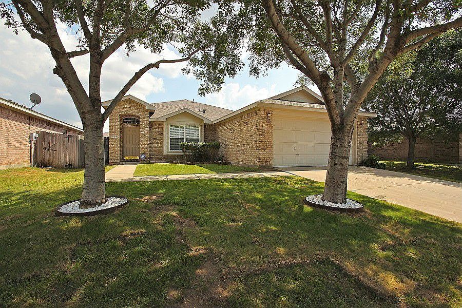 1st image of 1034 Port Neches Dr