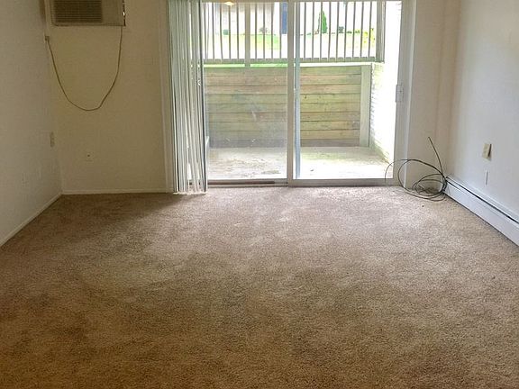 3rd image of 1100 W Michigan Ave APT 15