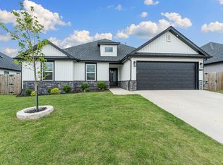 1130 Monarch Rd, Centerton, AR 72719