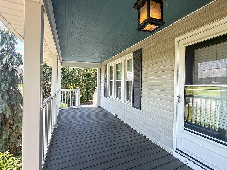 247 S Reamstown Rd — Photo 2