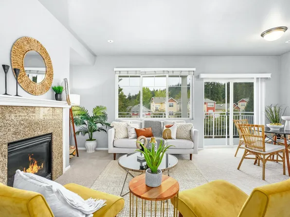 517 225th Ln NE APT E204, Sammamish, WA 98074