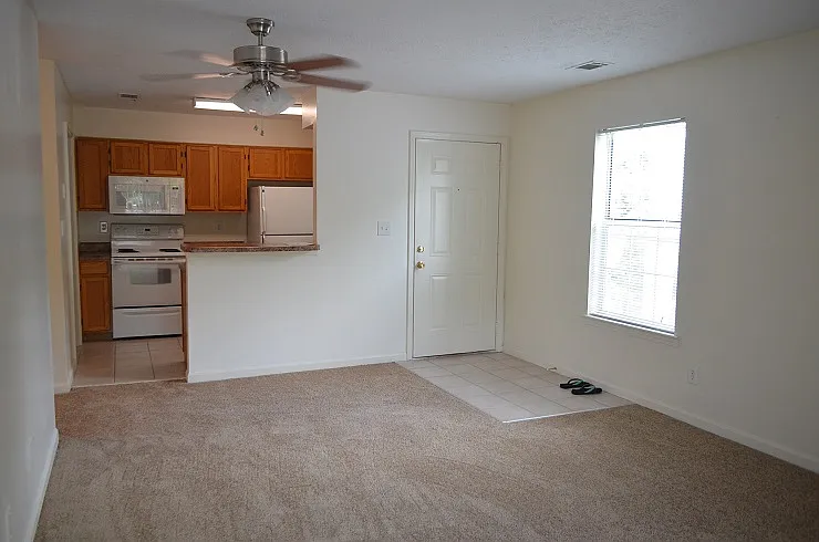 The Glen Apartments — Photo 46
