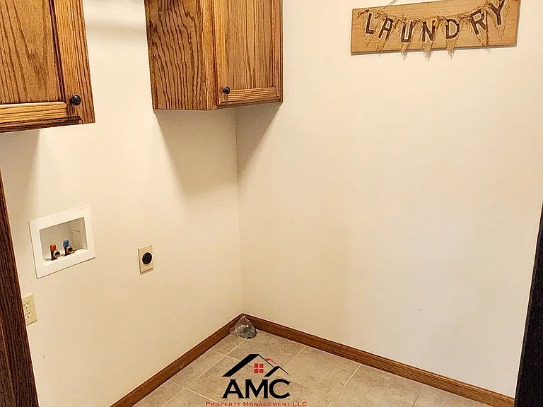 305 Union Hill St — Photo 11