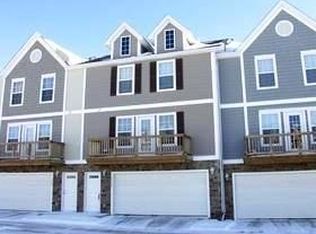 1119 Blackstone Ln, Pleasant Hill, IA 50327