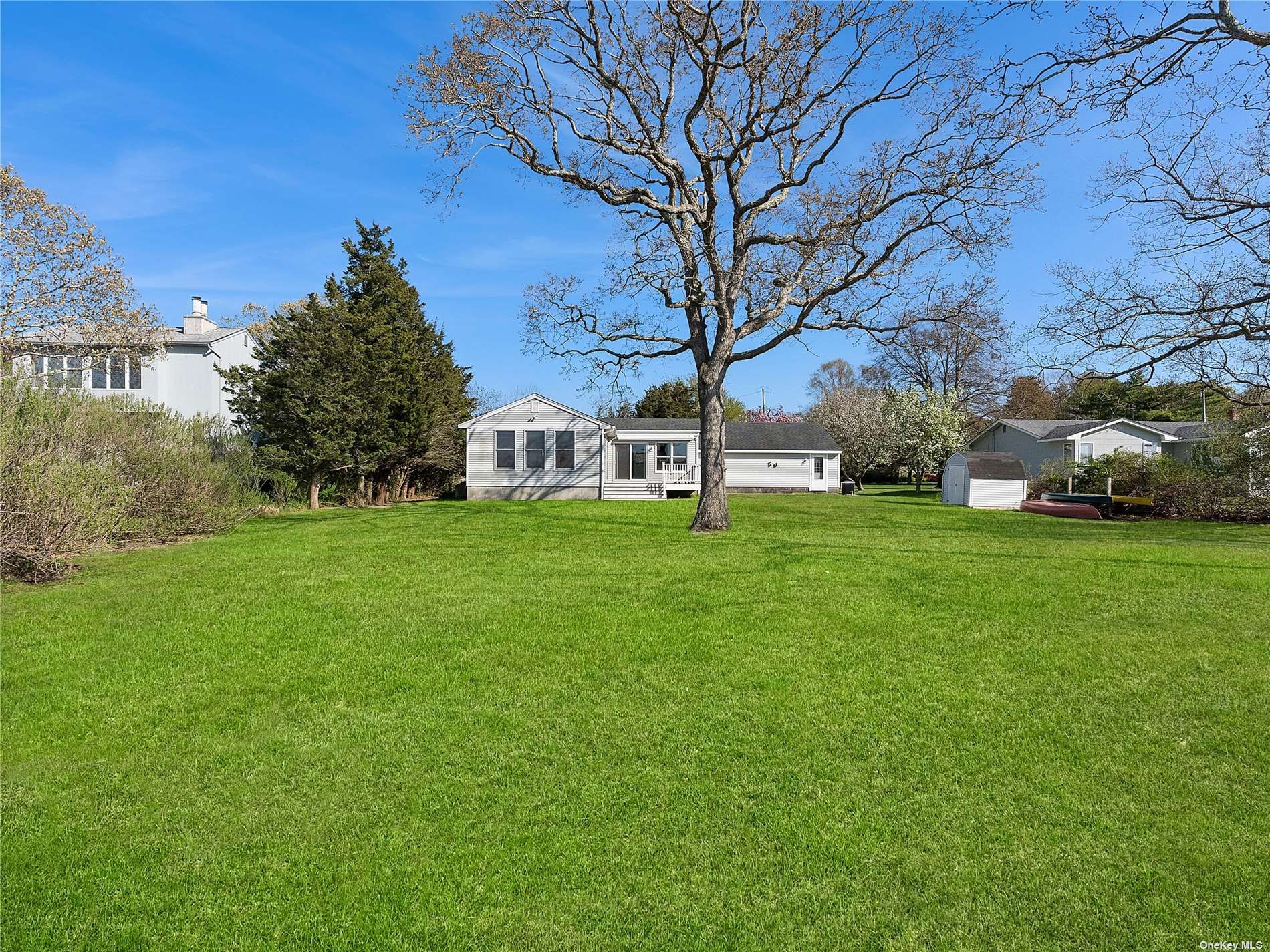 1205 Waterview Dr, Southold, NY 11971 Out East