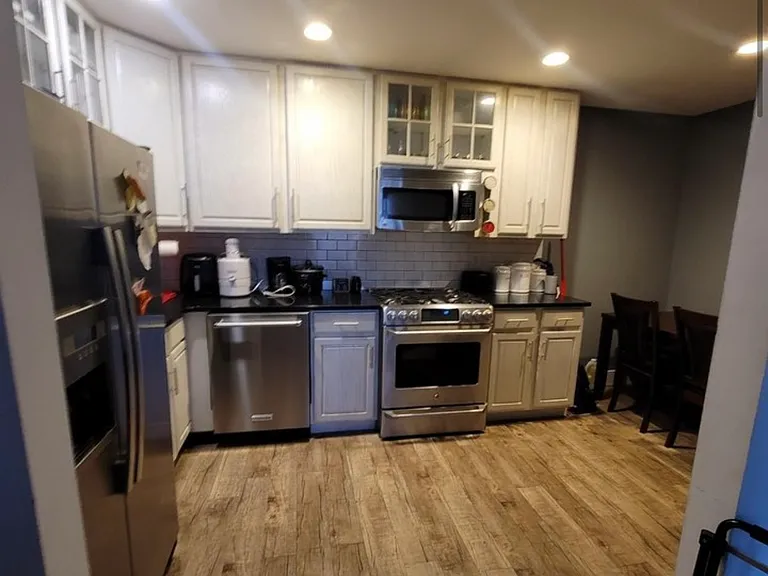 116 Sussex Pl #116 — Photo 2