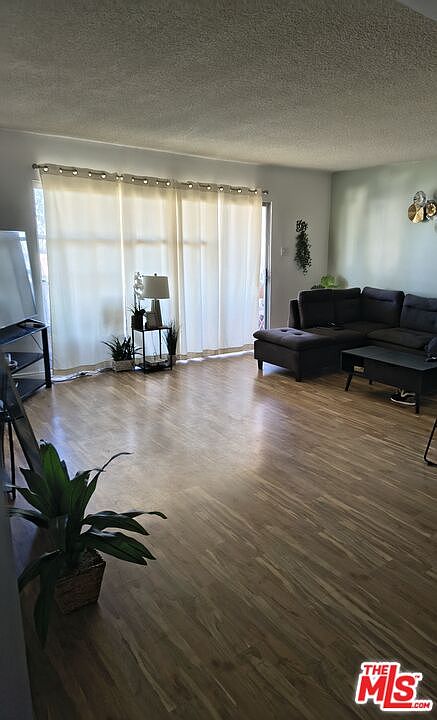 1st image of 855 Victor Ave APT 305