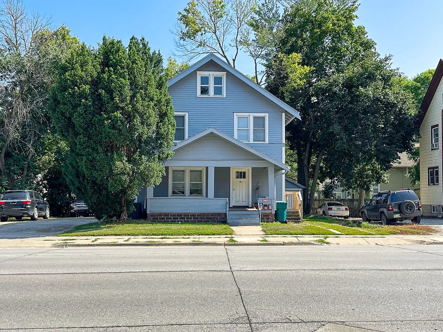 2862 Lincoln Way — Photo 1
