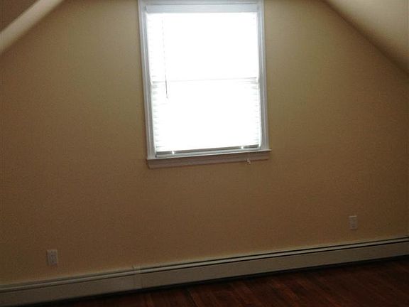 2nd image of 38 N Perkins Ave Fl 2