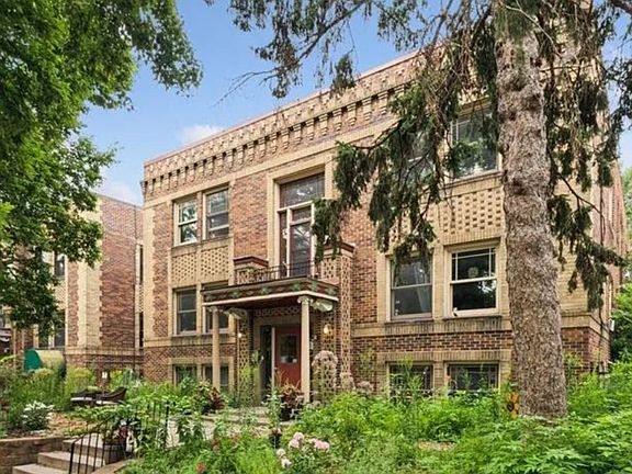 3rd image of 3116 12th Ave S APT 106