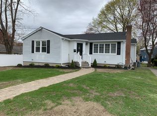 15 Arbor Ln, Waltham, MA 02451