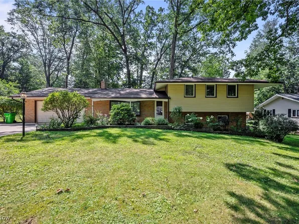 188 Timberlane Dr, Northfield, OH 44067