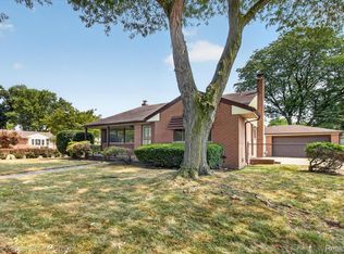 8936 Nevada St, Livonia, MI 48150