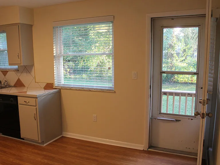 507 Greenfield Ln #2 — Photo 12