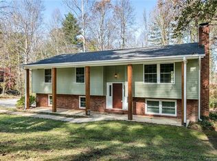 703 Jearl Ln, Hendersonville, NC 28739