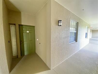 4th image of 4010 Loblolly Bay Dr