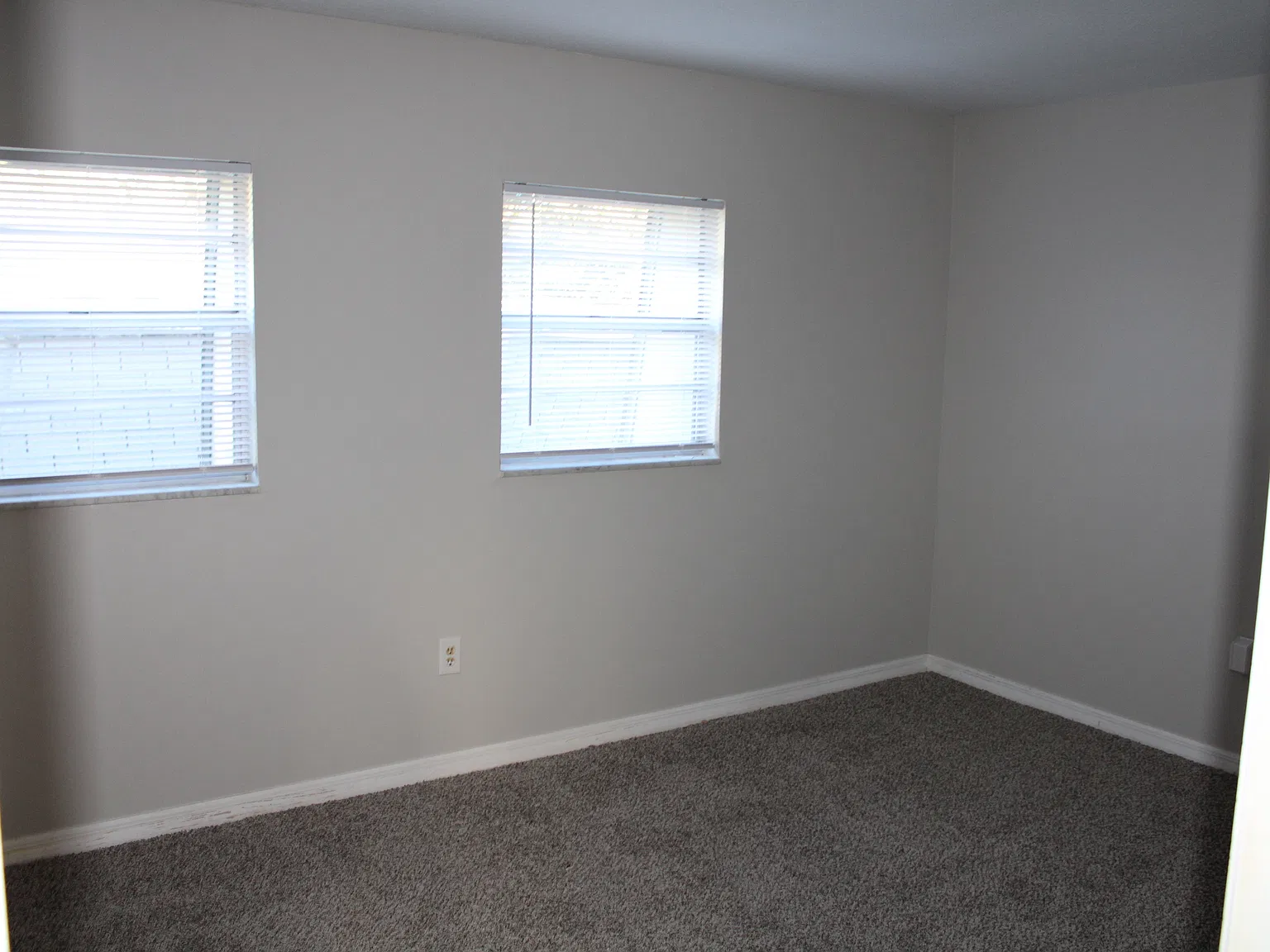 1611 Southeast 25th Street - . — Photo 2