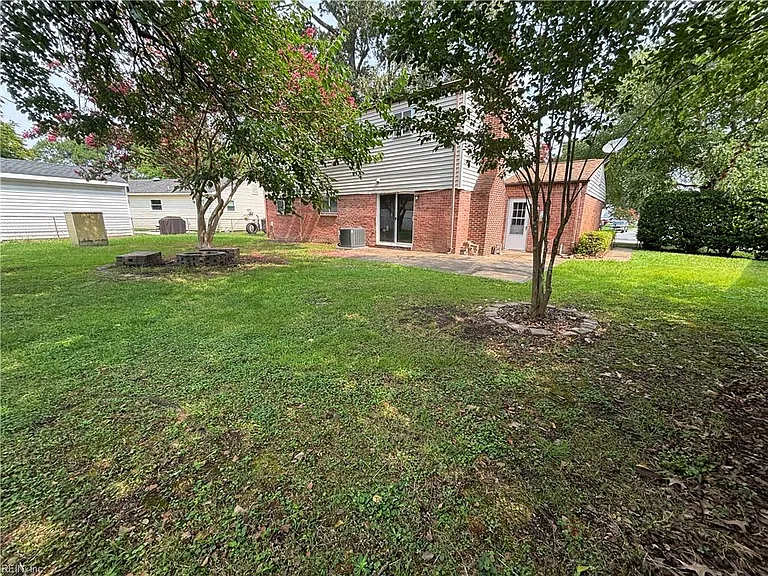 441 Woodlake Rd — Photo 27