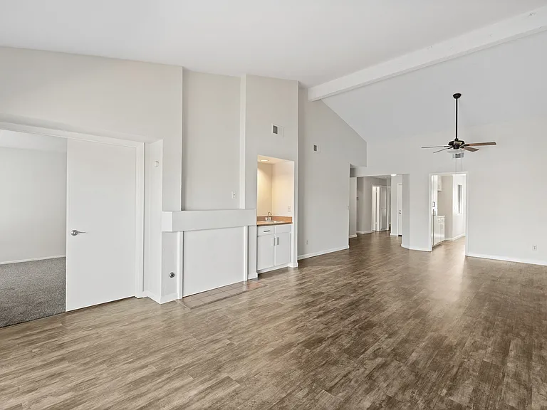 2249 Piccardo Cir — Photo 12