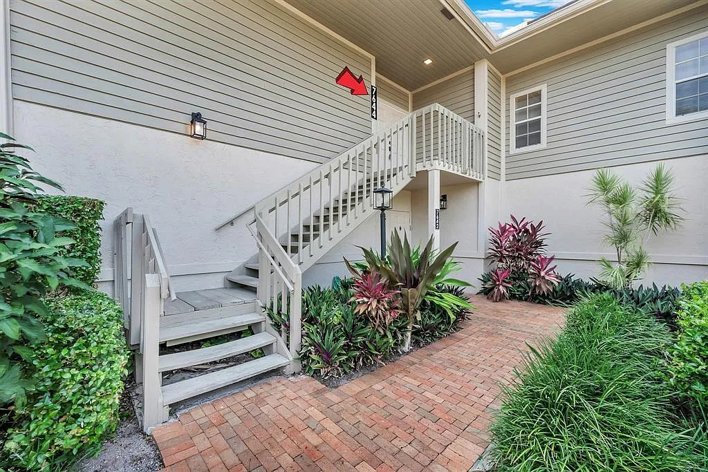 2 bed, 2.0 bath, 1629 sqft, $3,600 — Photo 3