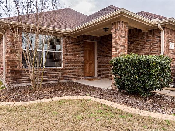 5th image of 114 Cliffbrook Dr