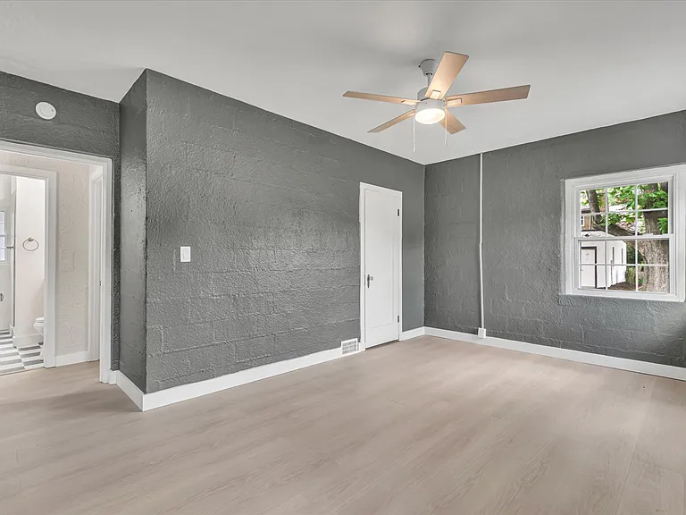 1708 Woodland Ave — Photo 28