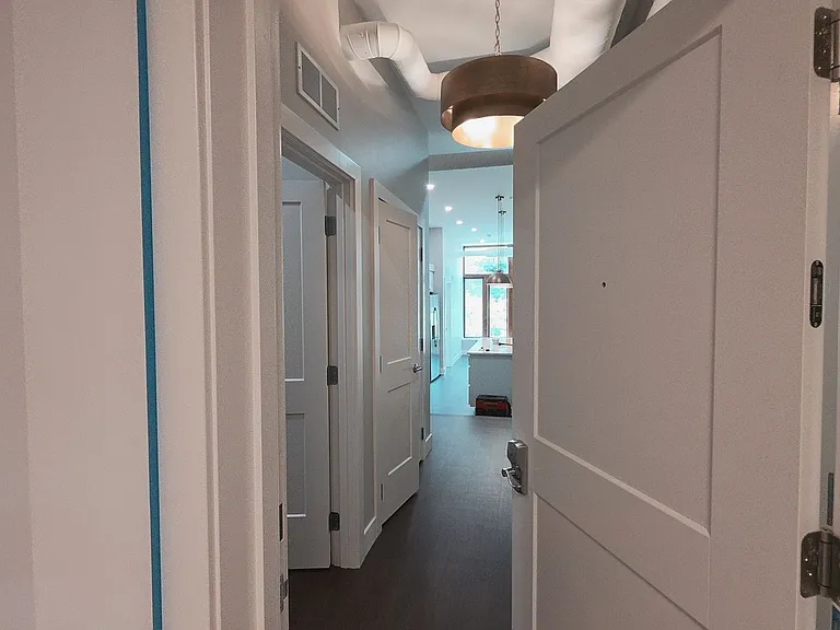 200 E Michigan Ave — Photo 28